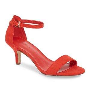 NEW Athena Alexander red strappy Monroe sandal 7.5